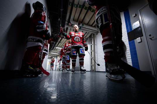 Frölundas Ryan Lasch innan ishockeymatchen i SHL mellan