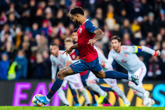 Joshua King of Norway scores 1-1
