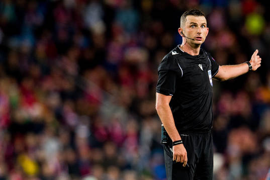 Referee Michael Oliver