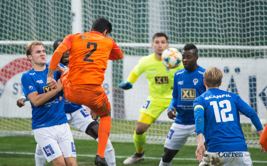 Kristianstads Ameer Naseer i matchen i division 1 mellan