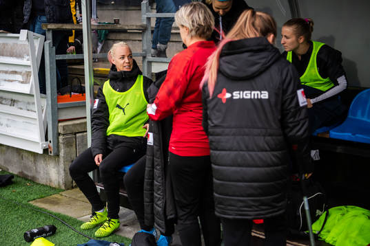 Rosengårds Caroline Seger på bänken