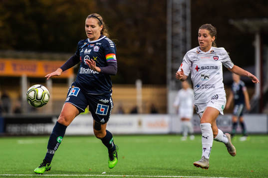 Rosengårds Jelena Cankovic och Linköpings Emma Lennartsson