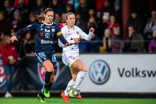 Linköpings Emma Lennartsson och Rosengårds Hailie Mace
