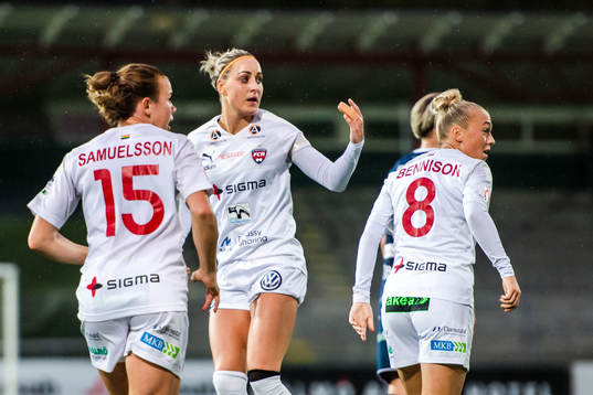 Rosengårds Sanne Troelsgaard jublar