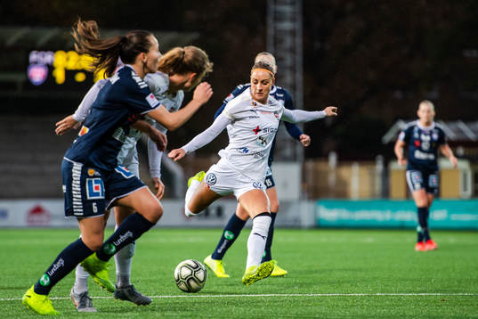 Rosengårds Sanne Troelsgaard gör 2-3