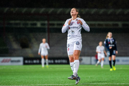 Rosengårds Anna Anvegård deppar