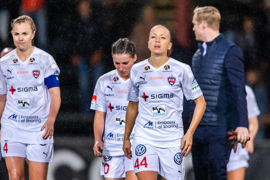 Rosengårds Glodis Perla Viggosdottir och Malin Levenstad