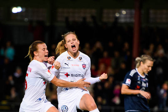 Bläddra bland fler bilder av Fotboll, Damallsvenskan, Rosengård - Linköping