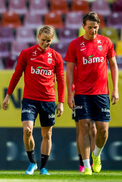 Martin Ødegaard and Sander Berge of Norway