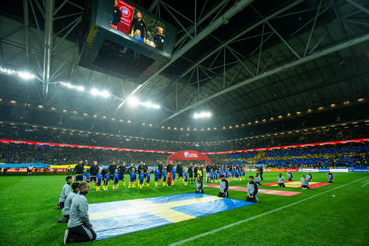 Sweden and Spain line up