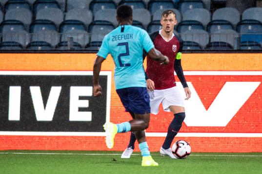 Birk Risa of Norway and Deyovaisio Zeefuik of Netherlands
