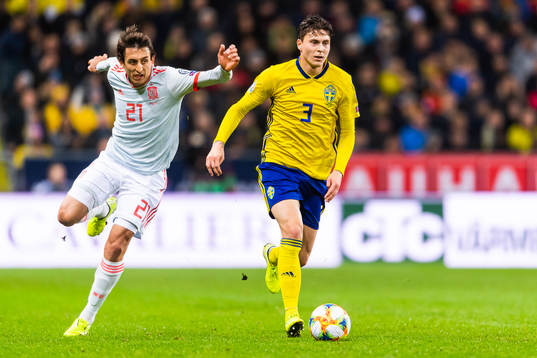 Mikel Oyarzabal of Spain and Victor Nilsson Lindelöf of