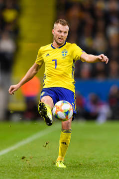 Sebastian Larsson of Sweden