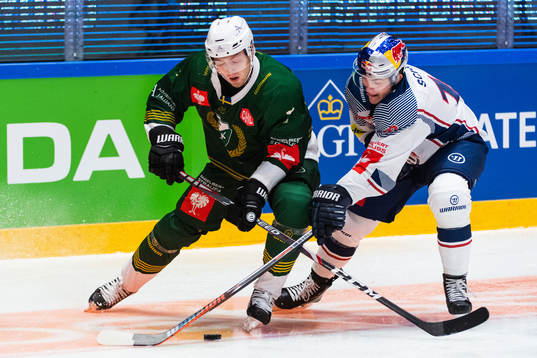 Johan Ivarsson of Färjestad and Justin Schutz of Red Bull