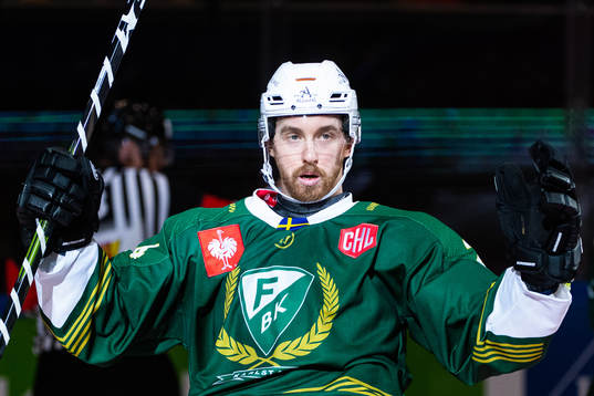 Jonathon Blum of Färjestad celebrates scoring 2-1