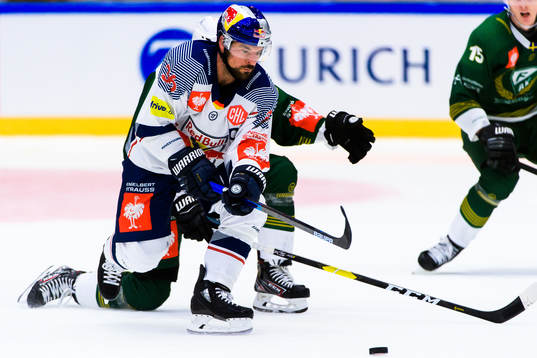 Yannic Seidenberg  of Red Bull Munich