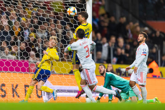 Raul Albiol, goalkeeper David de Gea and Juan Bernat of