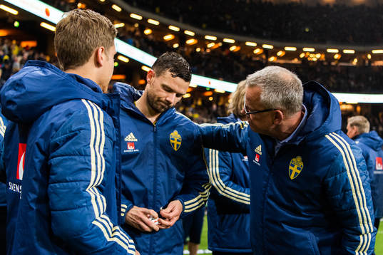 Marcus Berg and Janne Andersson, head coach of Sweden look