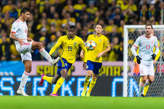 Rodri of Spain and Alexander Isak of Sweden