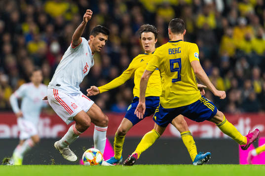 Rodri of Spain against Kristoffer Olsson and Marcus Berg of