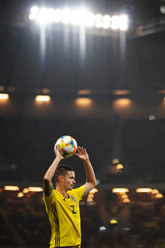 Mikael Lustig of Sweden
