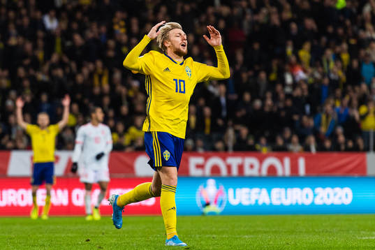 Emil Forsberg of Sweden reacts