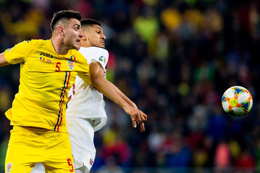 Ionut Nedelcearu of Romania and Bjørn Maars Johnsen of