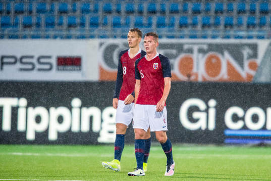 Emil Bohinen and Johan Hove of Norway looks dejected