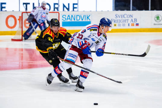 Brynäs Linus Ölund och Oskarshamns Filiph Engsund