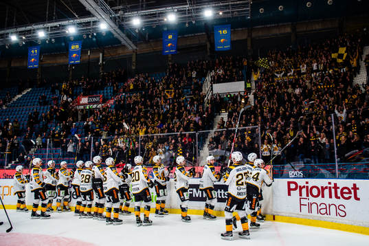 Skellefteås spelare jublar