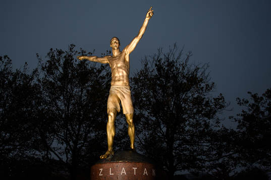 The statue of Zlatan Ibrahimovic photographed
