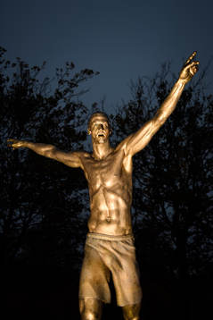 The statue of Zlatan Ibrahimovic photographed