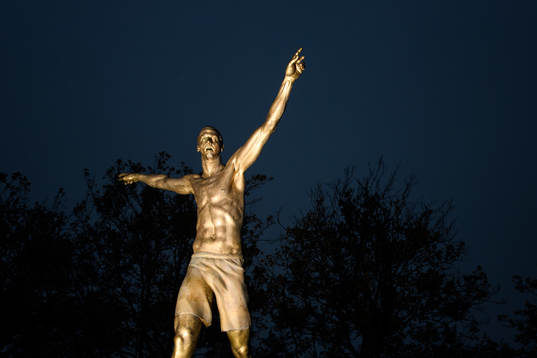 The statue of Zlatan Ibrahimovic photographed