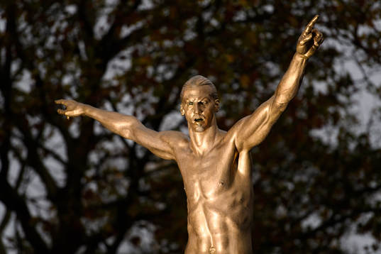 The statue of Zlatan Ibrahimovic photographed