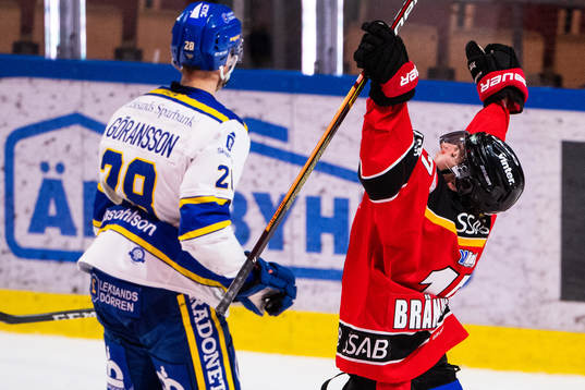 Luleås Isac Brännström jublar