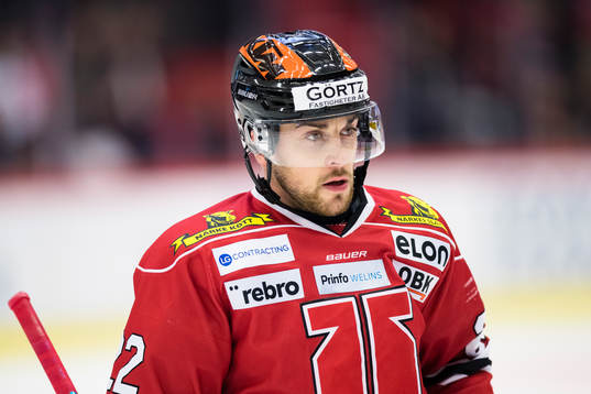 Örebros Jonathan Andersson deppar