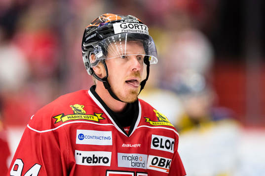 Örebros Ryan Stoa