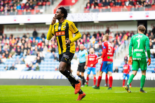 Häckens Kwame Kizito jublar