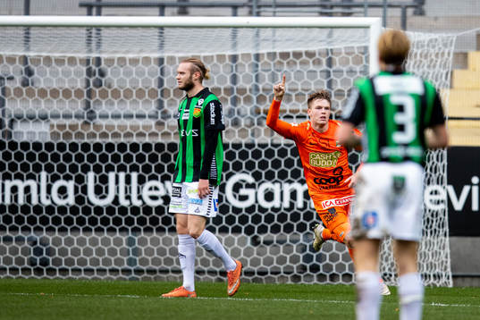 Varbergs Anton Liljenbäck jublar