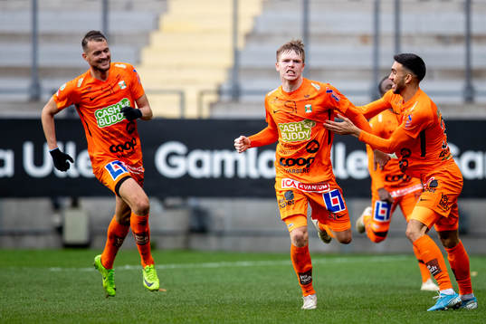 Varbergs Anton Liljenbäck, Albert Ejupi och Daniel Krezic