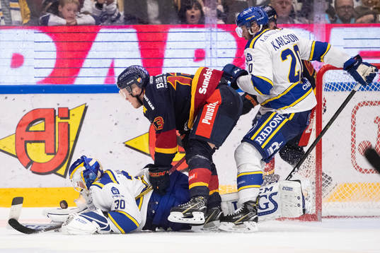 Leksands målvakt Janne Juvonen och Djurgårdens Kalle