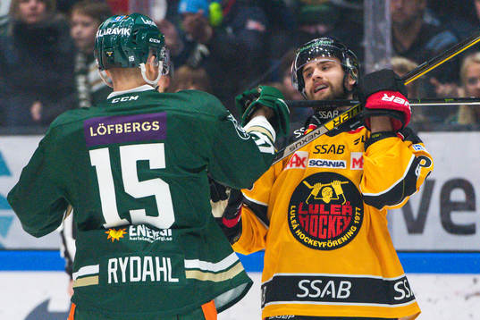 Färjestads Gustav Rydahl och Luleås Oscar Engsund