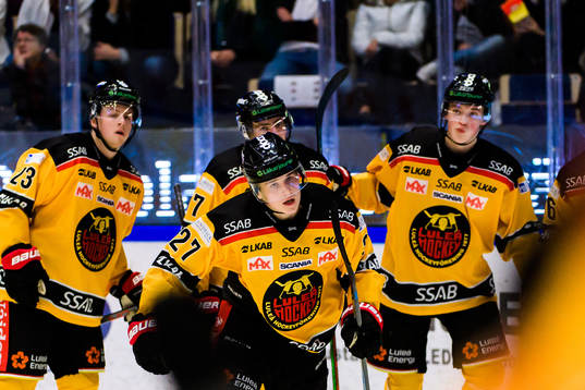 Luleås Nils Lundkvist jublar
