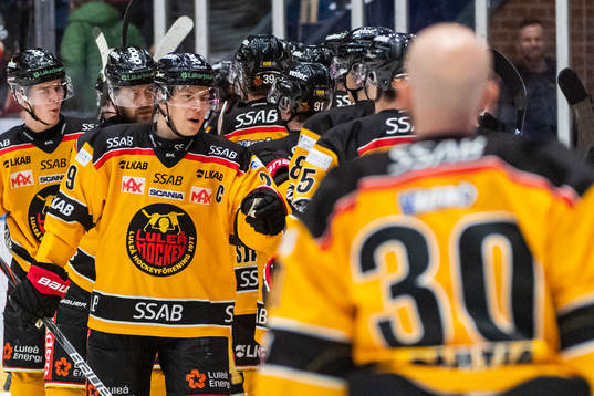 Luleås spelare jublar