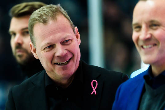 Luleås Assisterande tränare Henrik Stridh jublar