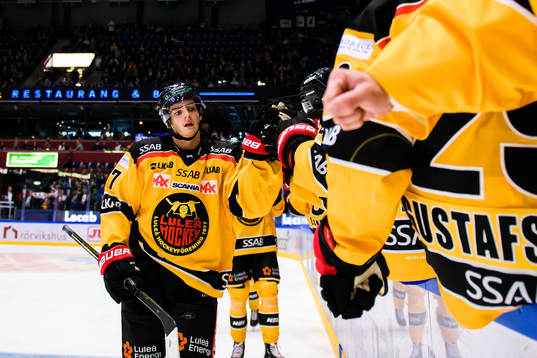 Luleås Isac Brännström jublar