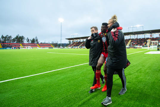 Östersunds Kalpi Wilfried Ouattara utgår skadad