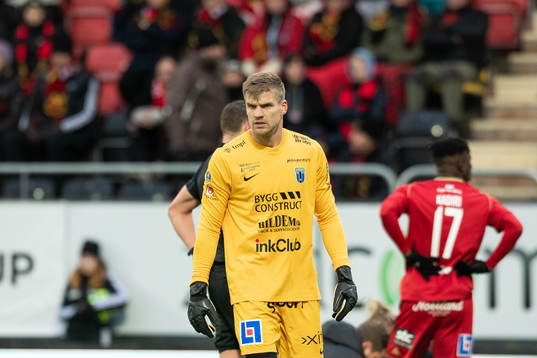Sirius målvakt Lukas Jonsson