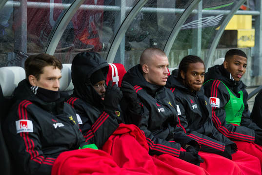 Östersunds Thomas Isherwood på bänken