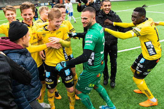 Elfsborgs spelare jublar